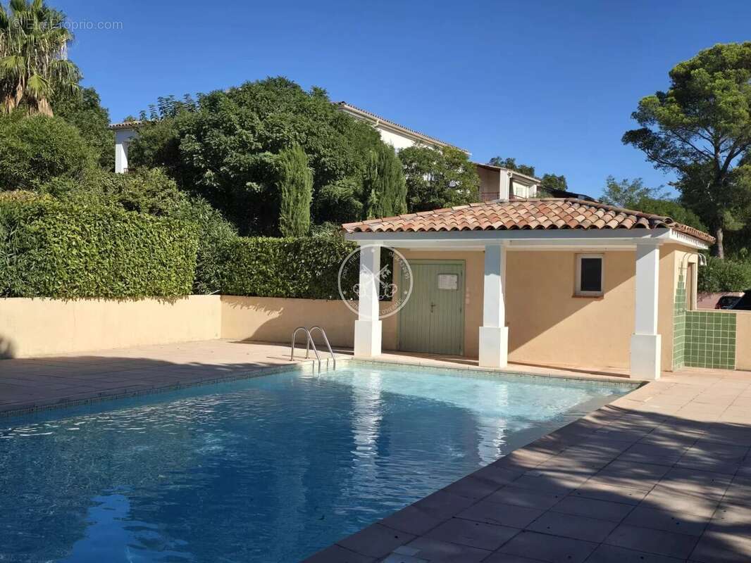 Appartement à FREJUS