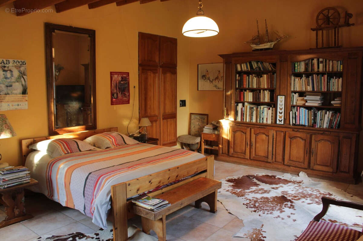 Maison à FONTVIEILLE