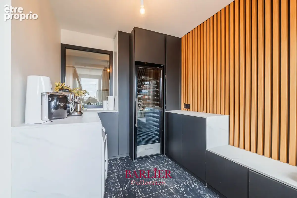 Strasbourg Avenue des Vosges - Superbe appartement de 208,32m2 avec cave et balcon - photo 20