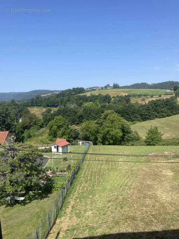 Appartement à UNIEUX