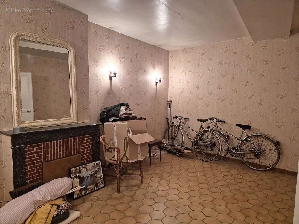 Maison à BOISCOMMUN