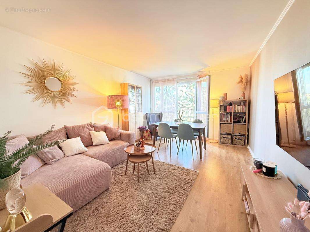 Appartement à NEUILLY-PLAISANCE