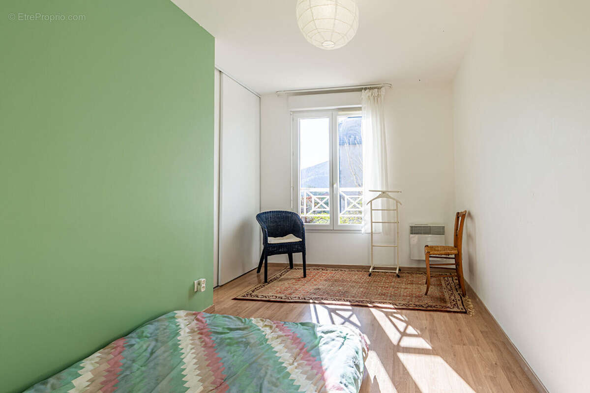 Agence immobiliere laforet - exclusivite - "filao" - la-balme-de-sillingy - maison jumelee de 82,74 m² - terrasse - garage - pla - photo 8
