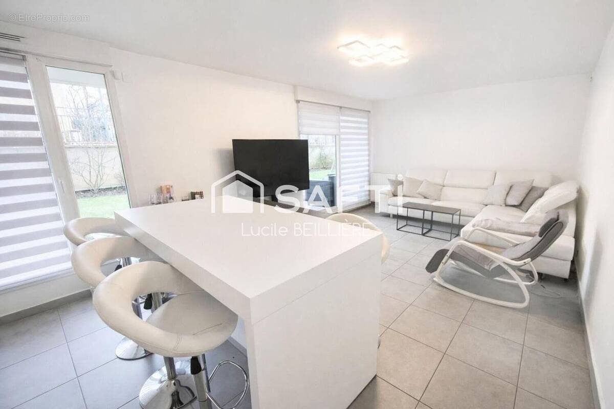 Photo 1 - Appartement à NEUILLY-SUR-MARNE