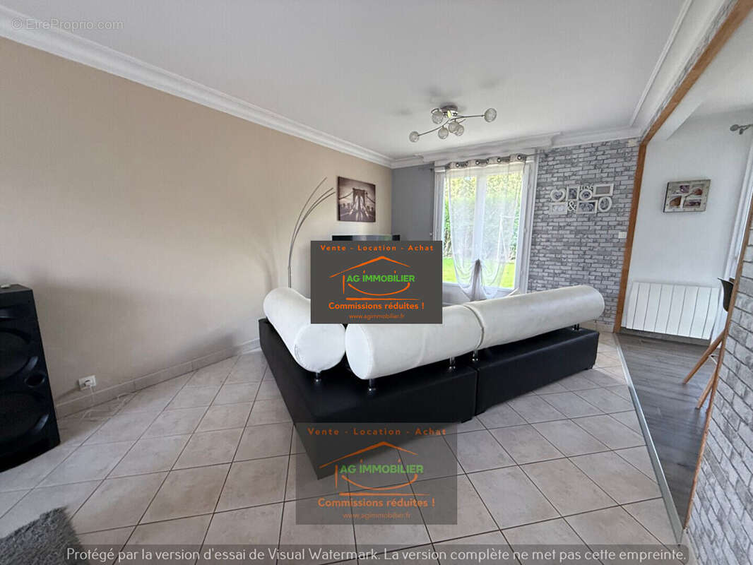 Maison à SAINT-MEEN-LE-GRAND