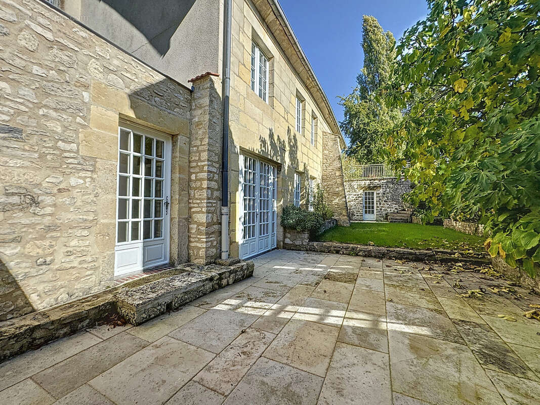 Maison à HERMONVILLE