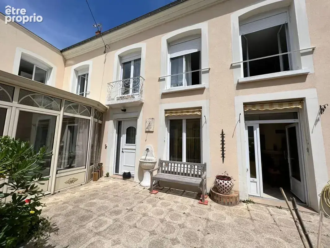 Maison - Montval Sur Loir - 8 pièce(s) - 208 m² - photo 2