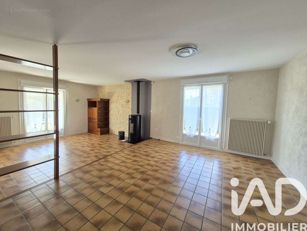 Photo 2 - Maison à SALIGNY
