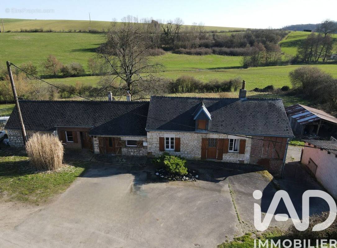 Photo 1 - Maison à AOUSTE
