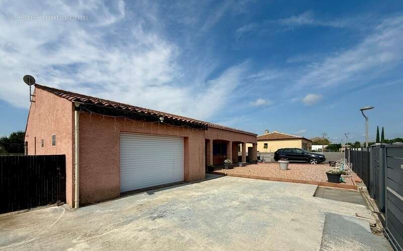 Villa à PEYRIAC MINERVOIS de 135 m2 environ, 3 chambres, piscine, garage  terrain 885m2 - photo 24