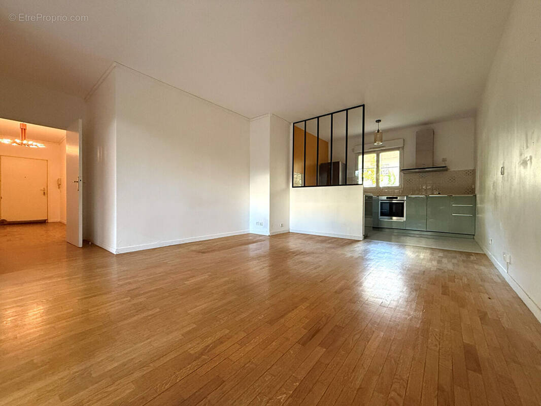 Appartement à MONTROUGE