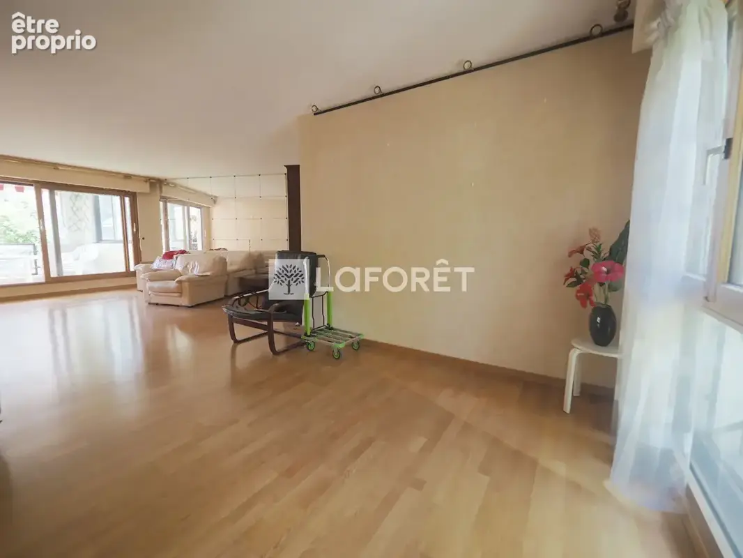 Appartement 82 m² à Paris-20e  - photo 3