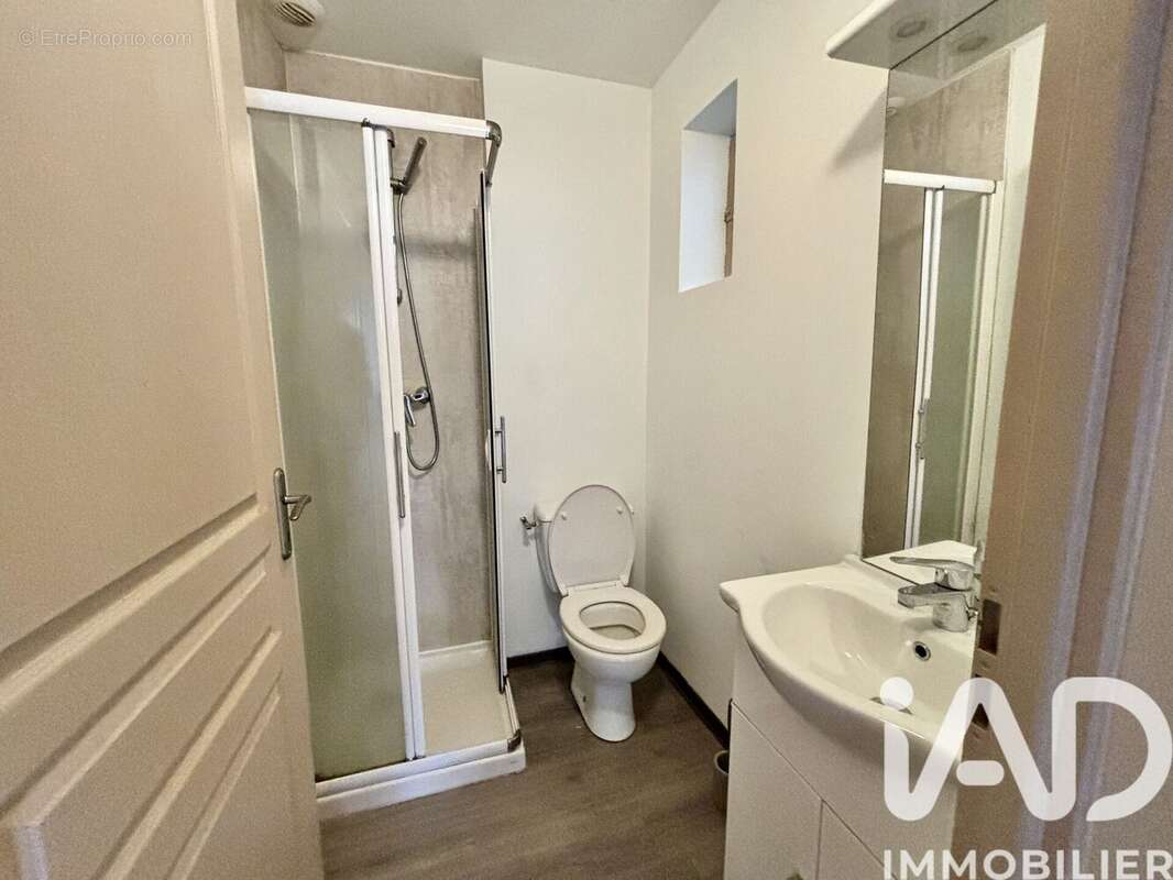 Appartement 40 m² à Vals-Les-Bains  - photo 6