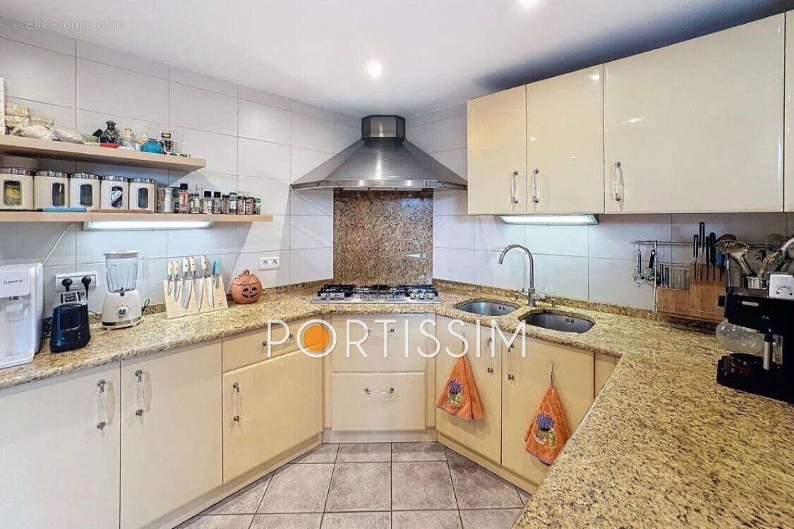 Maison à LA COLLE-SUR-LOUP