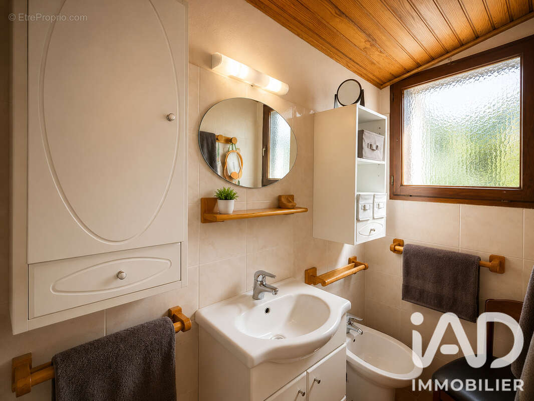 Maison 93 m² à Ares  - photo 7