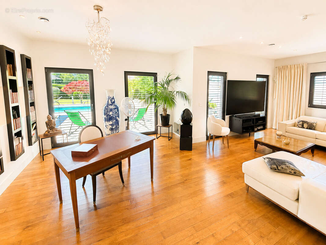 Maison d'exception de 183m2 au coeur de marcellaz avec piscine - photo 5