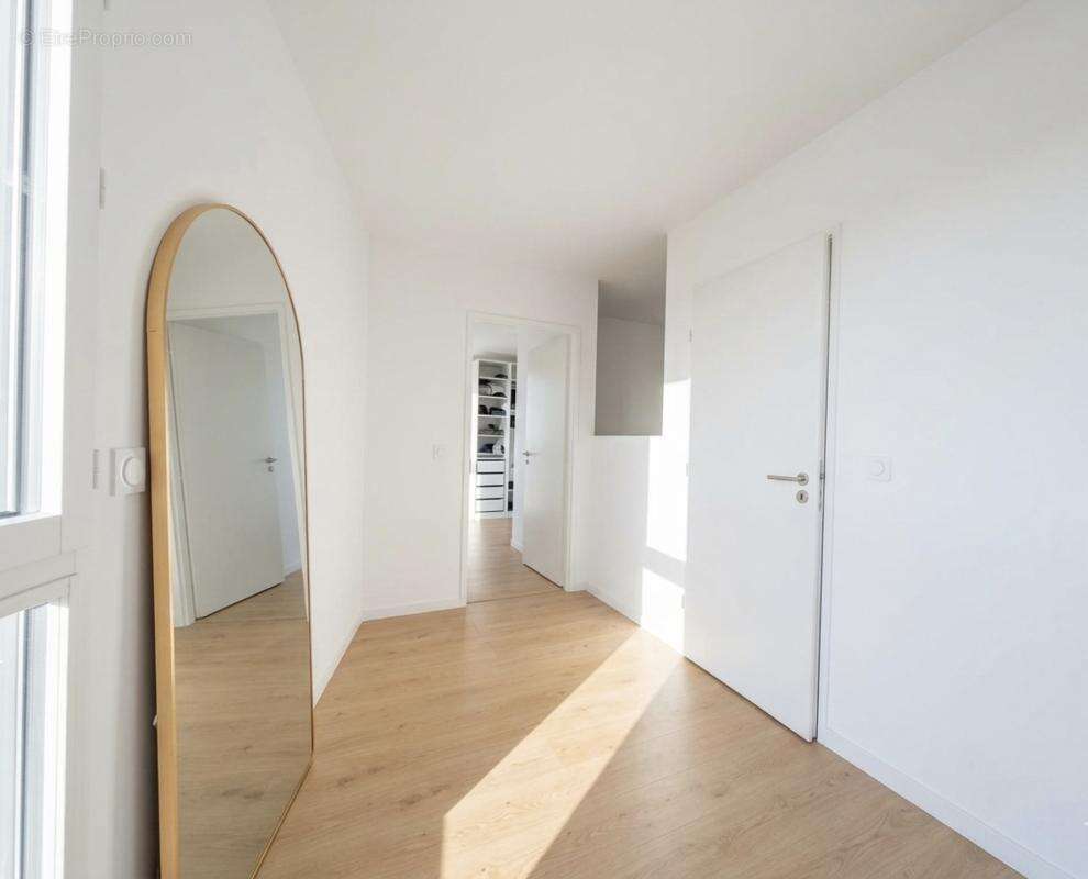 Appartement à ASNIERES-SUR-SEINE