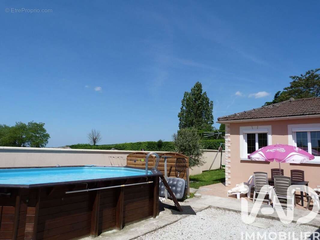Photo 2 - Maison à CLAYE-SOUILLY