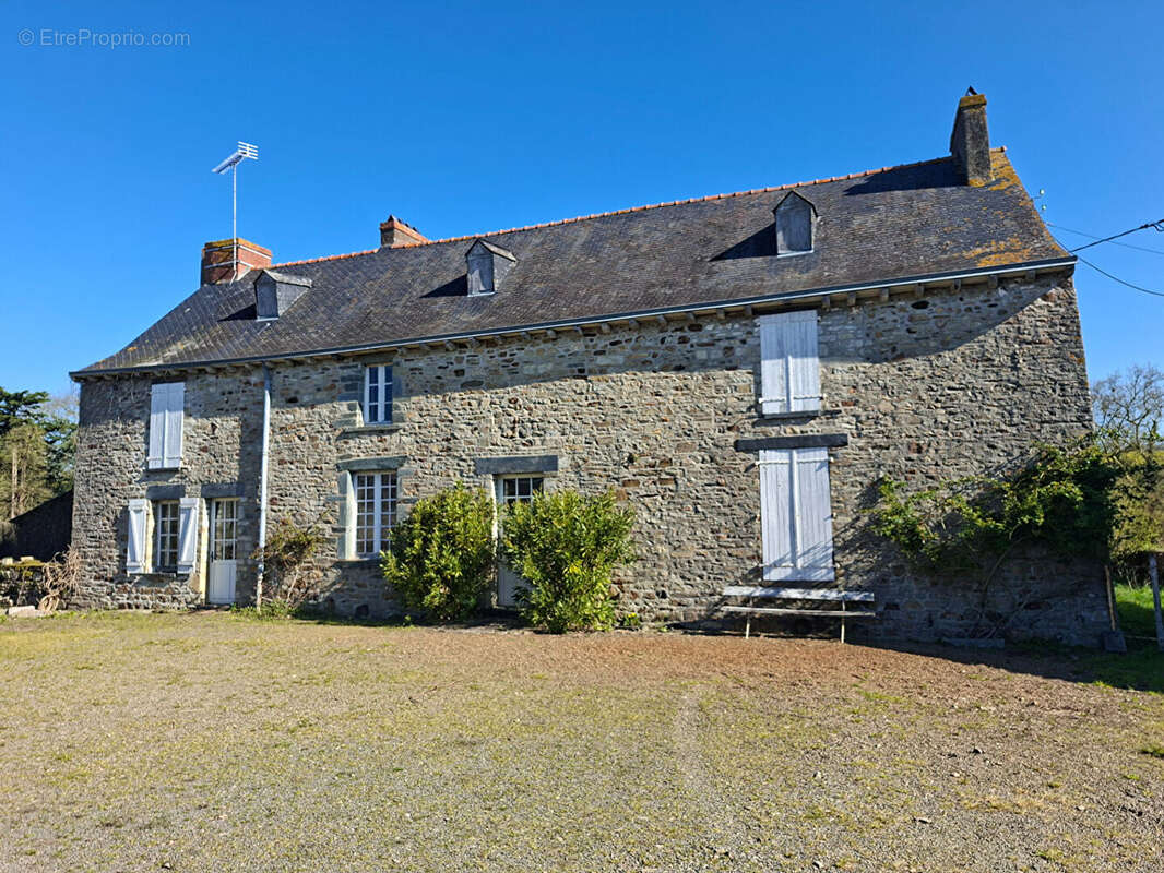 Maison à MARTIGNE-FERCHAUD
