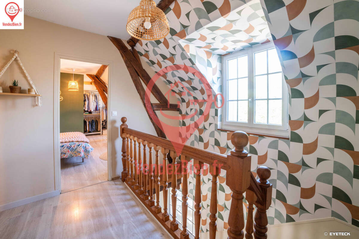 Maison à NEUVY-EN-SULLIAS