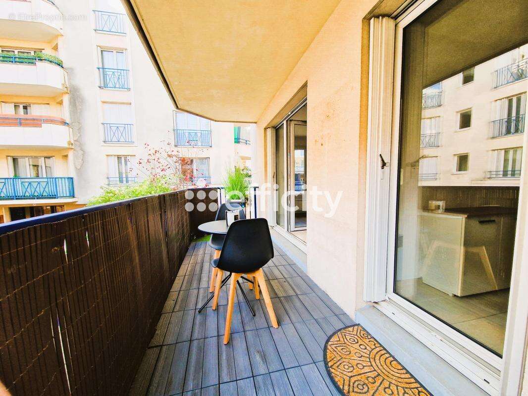 Appartement à SURESNES