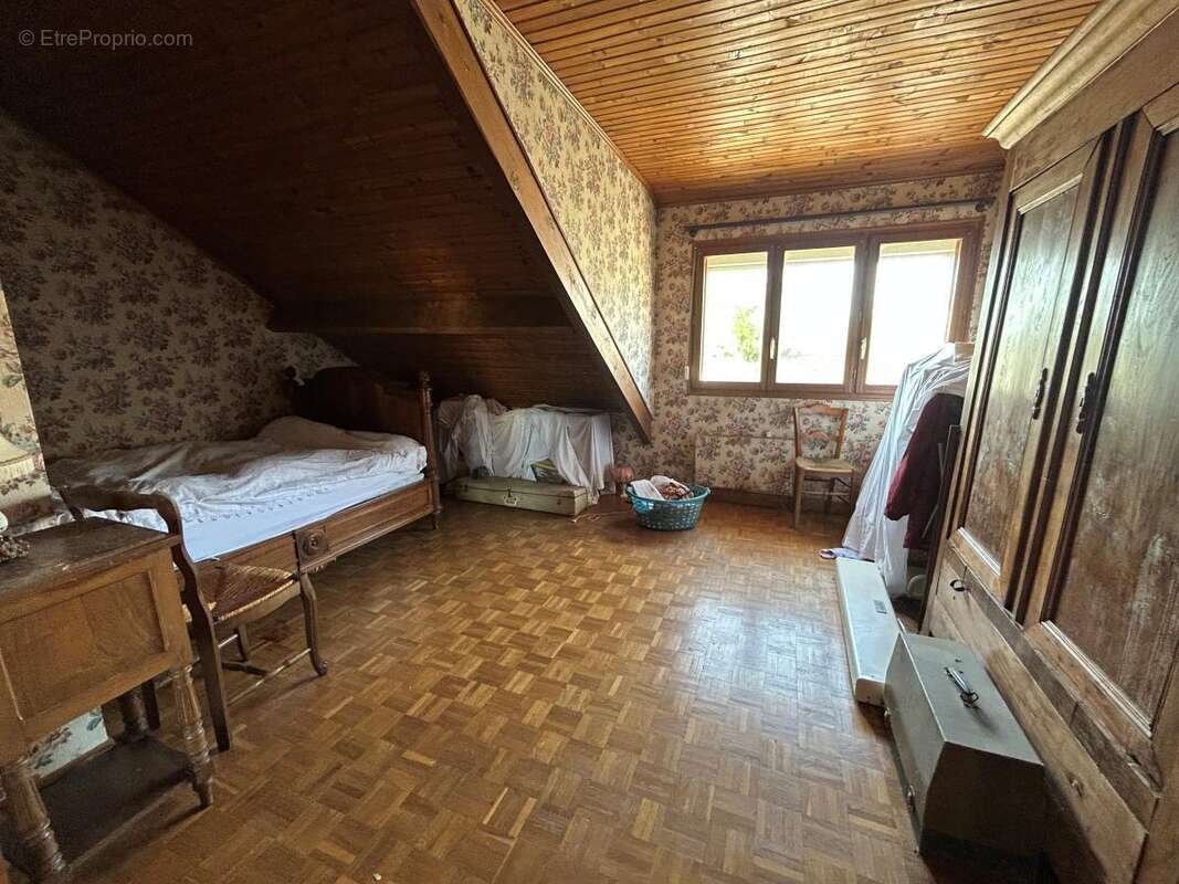 Maison à FESTIGNY