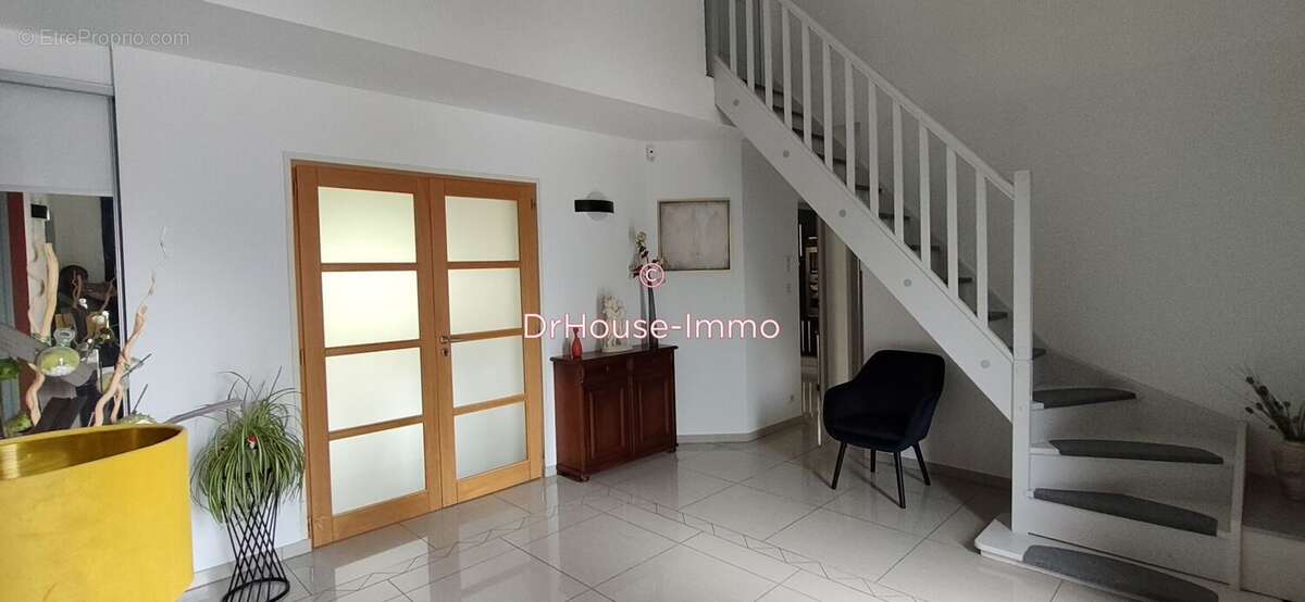 Maison 277 m² à Saint-Amand-Les-Eaux  - photo 20