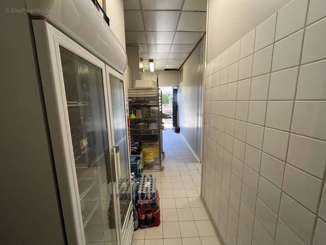 Commerce à VALLAURIS