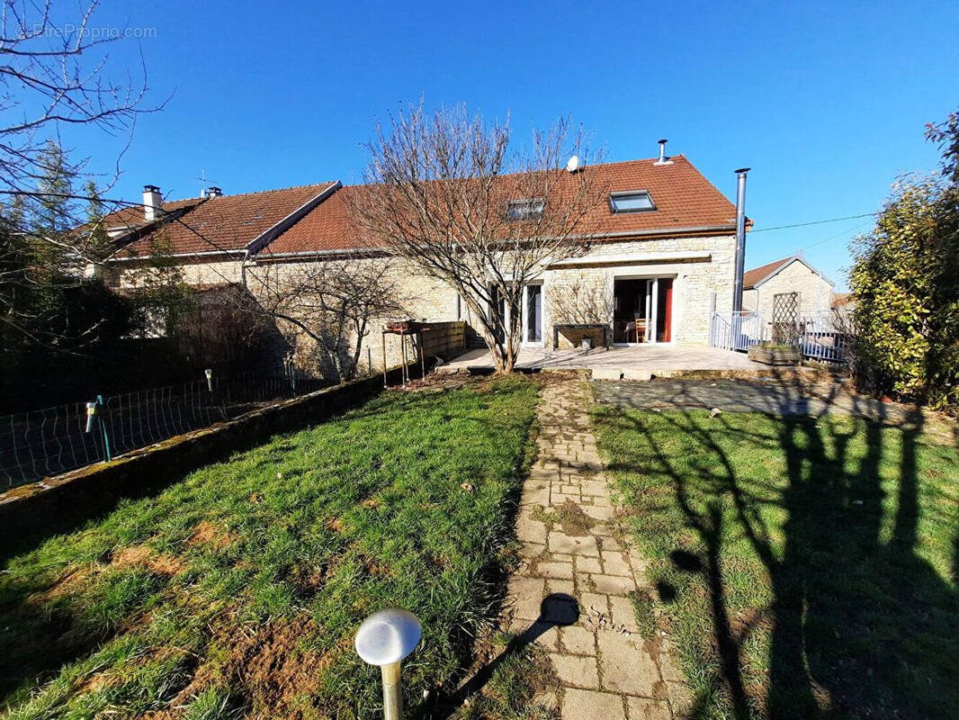 Maison à BLAISY-BAS