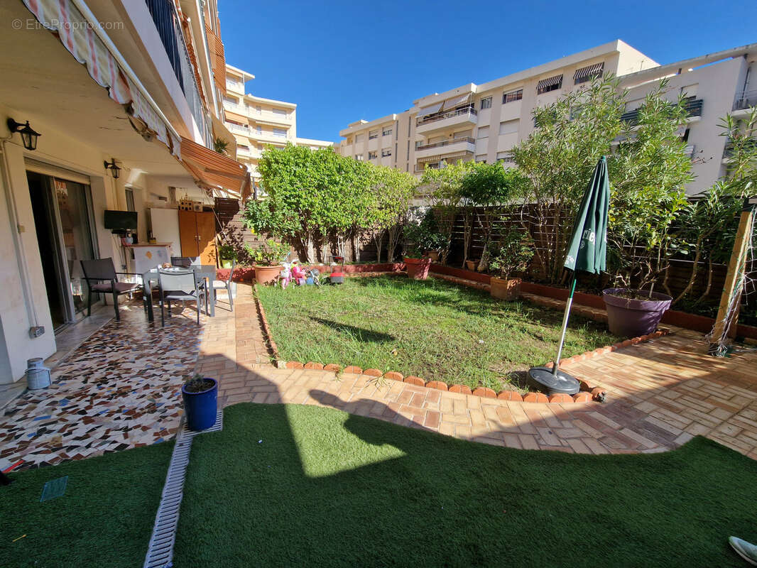 Appartement à ROQUEBRUNE-CAP-MARTIN