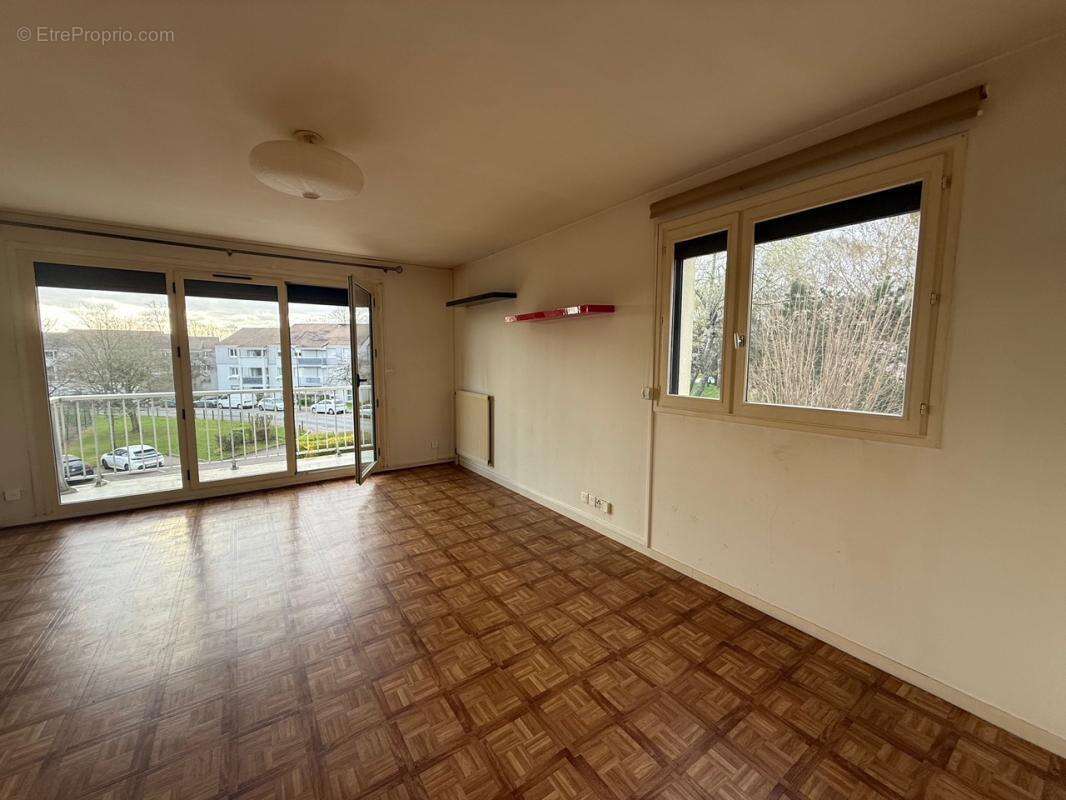 Appartement à BOIS-GUILLAUME