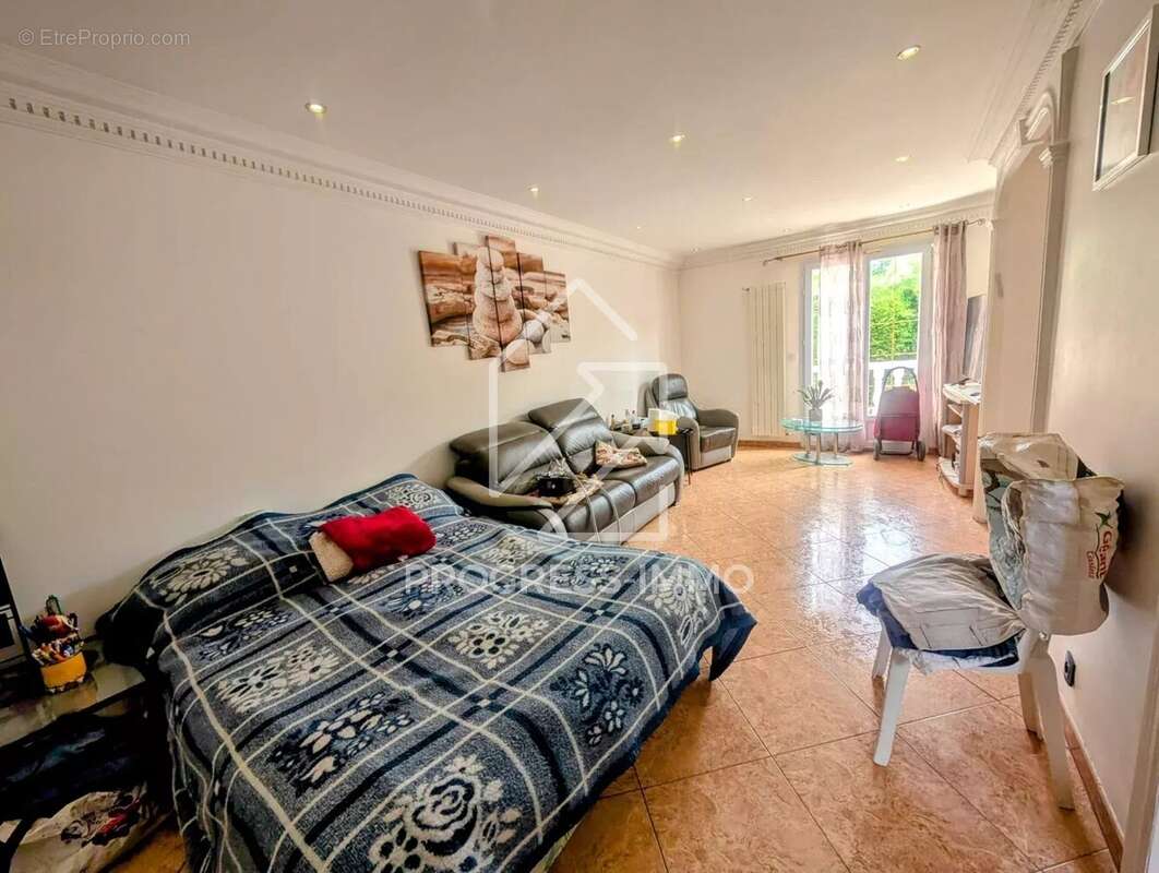 Maison à ORMESSON-SUR-MARNE