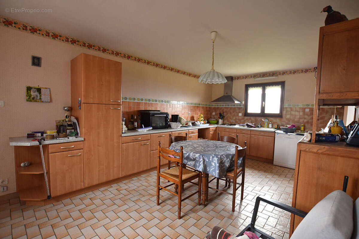 Maison à ARFEUILLES