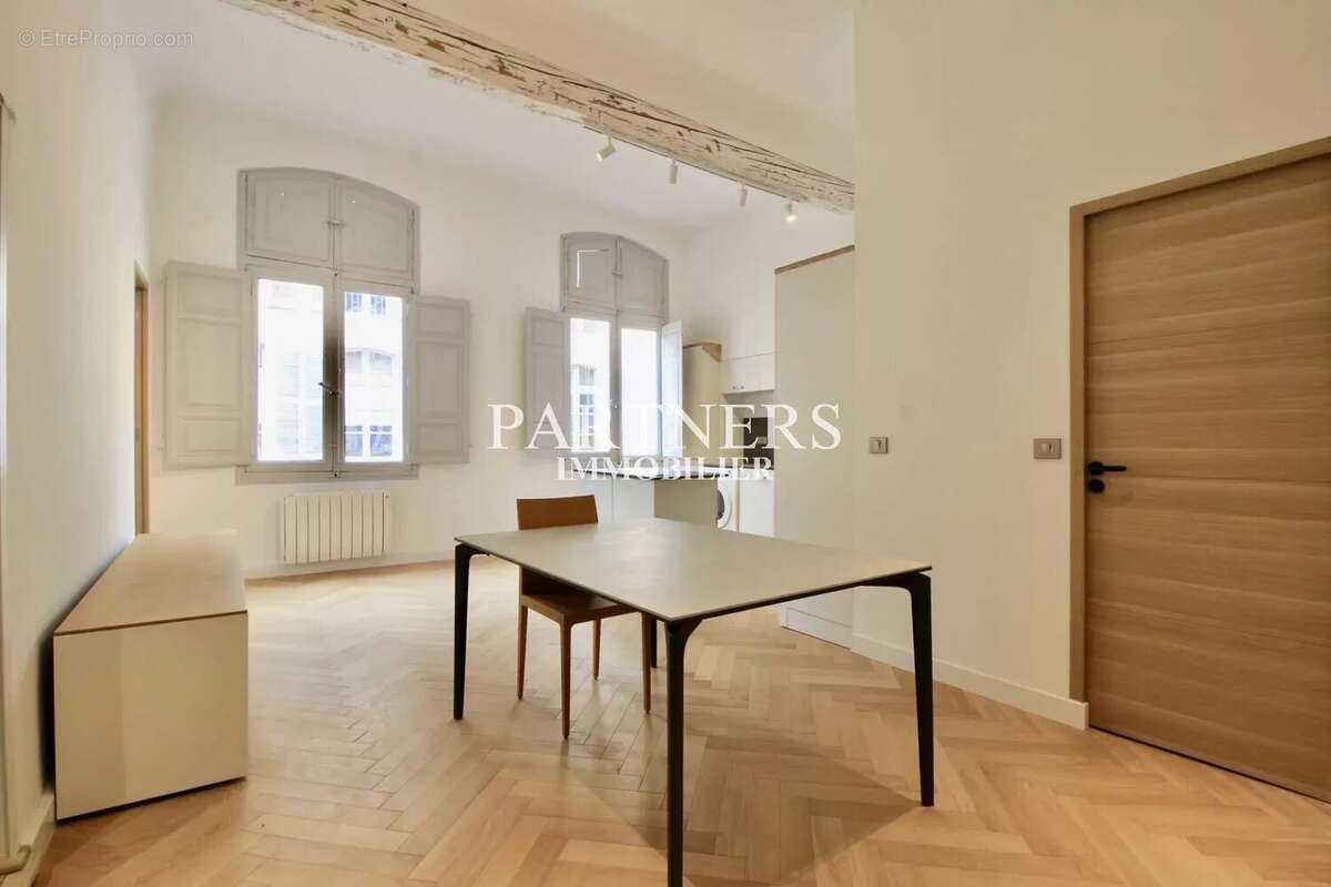 Appartement à AIX-EN-PROVENCE