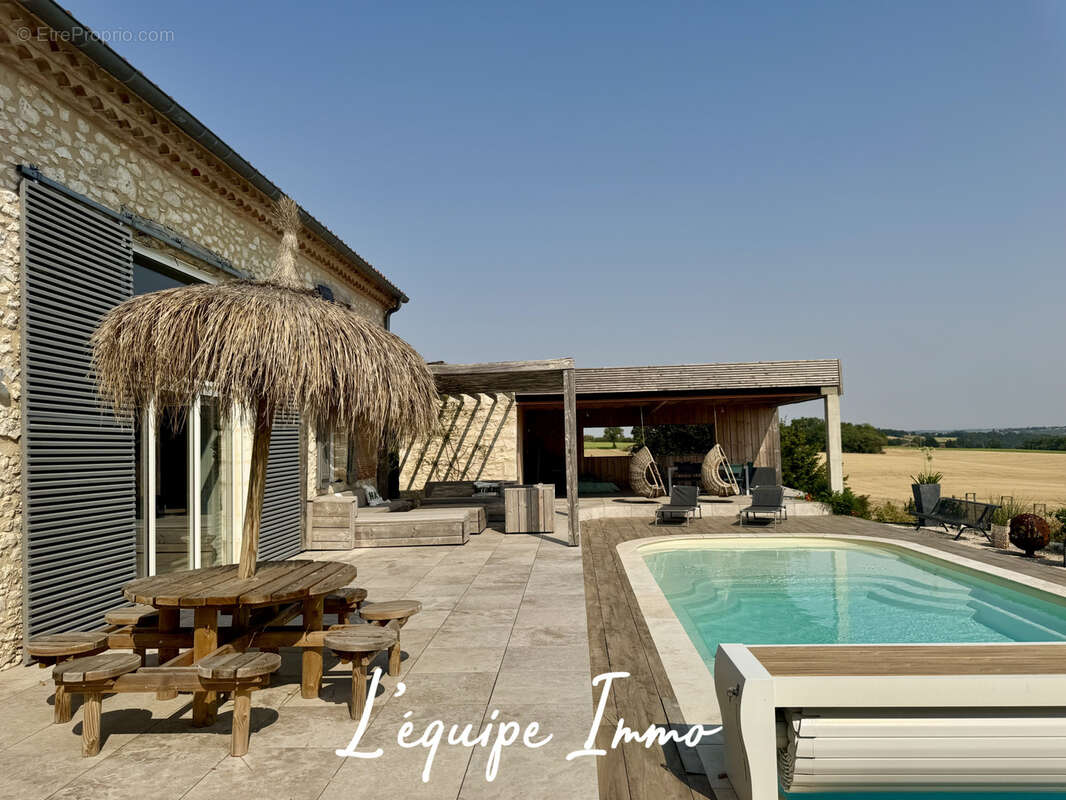 Maison de caractère entièrement rénovée - Piscine - Vue Pyrénées - - photo 15