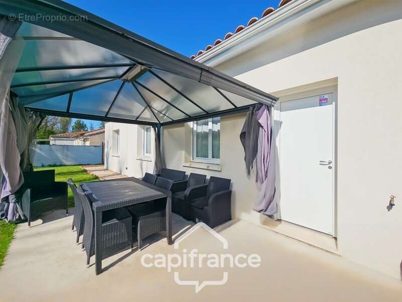 Maison à SAINTE-LIVRADE-SUR-LOT