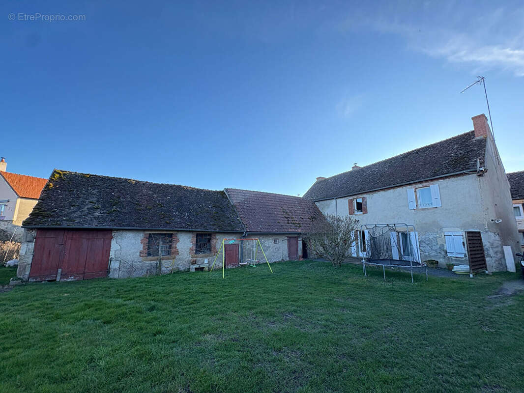 Maison à BRESNAY