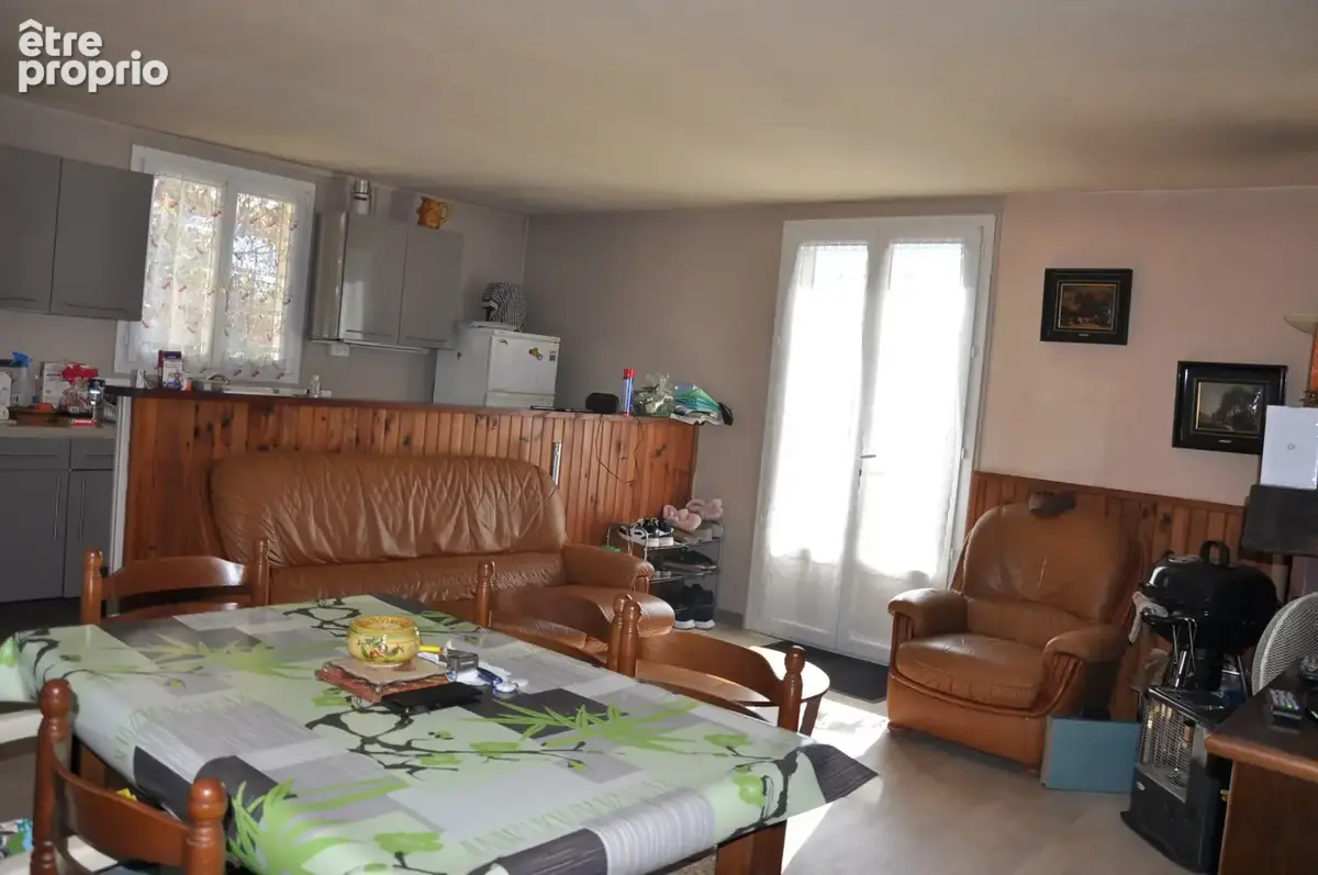 Charmante maison de plain-pied, avec deux chambres et 4688 m2 de terrain - photo 2