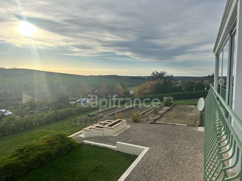 Maison à SAINT-BRIS-LE-VINEUX