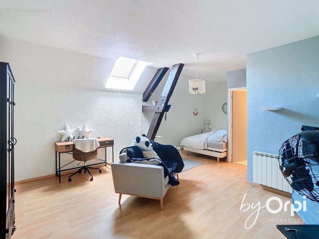 Maison à NERIS-LES-BAINS