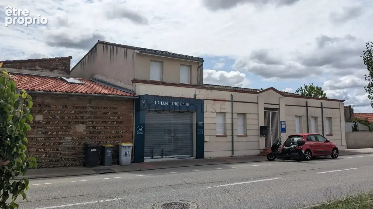 Commerce à ROQUETTES