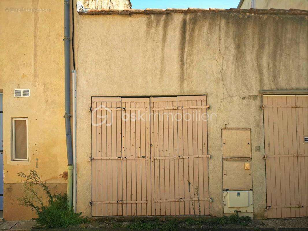 Appartement à CAUMONT-SUR-DURANCE