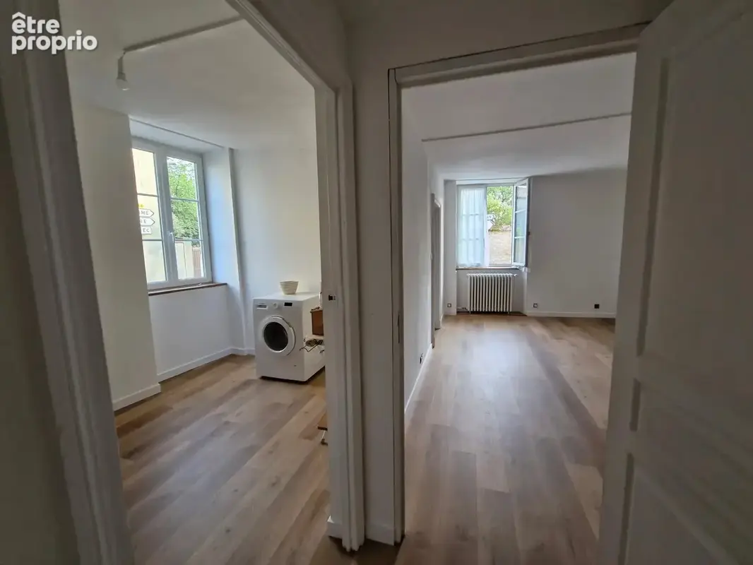 Spacieuse propriété en pierre de 4 chambres, au coeur d'un petit village proche de Ruffec - photo 28