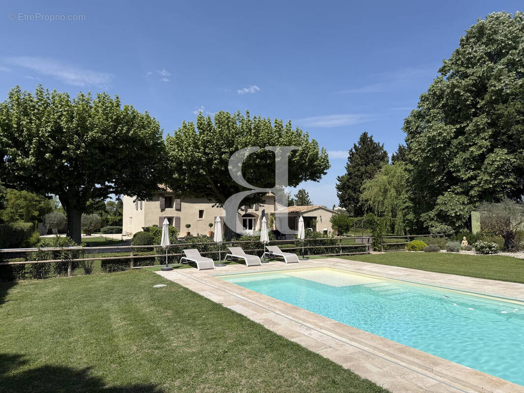 Maison à EYGALIERES