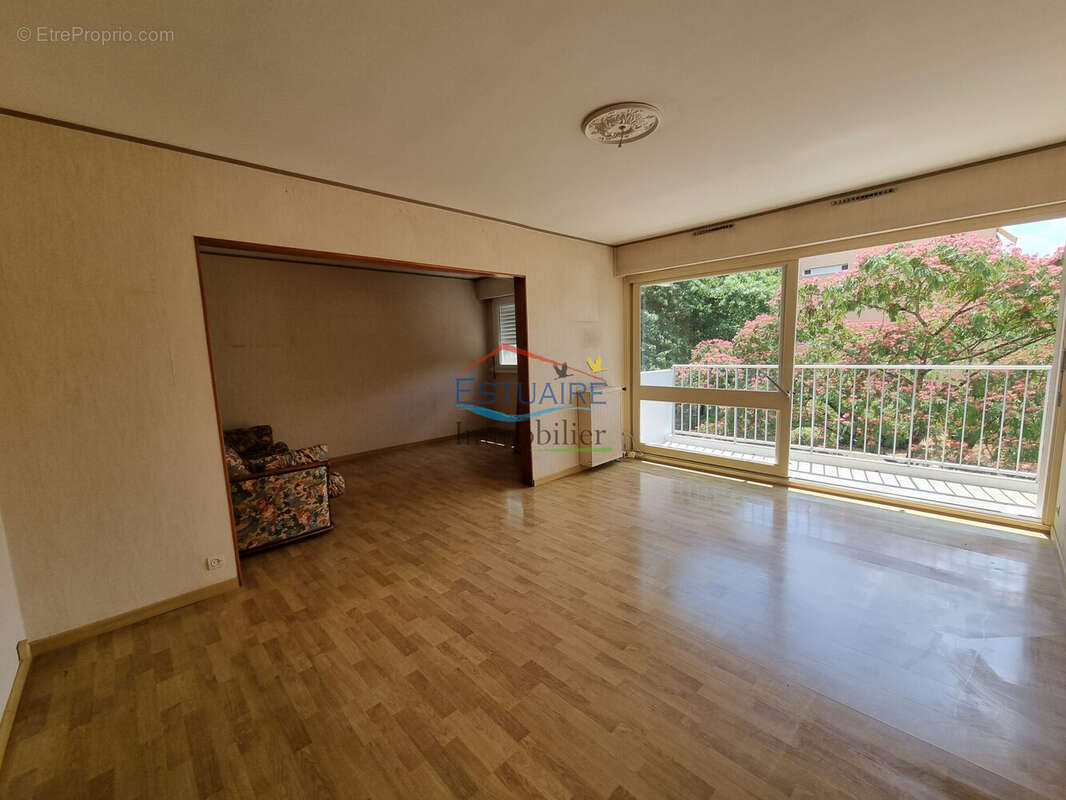 Appartement 96 m² à Saint-Herblain  - photo 2