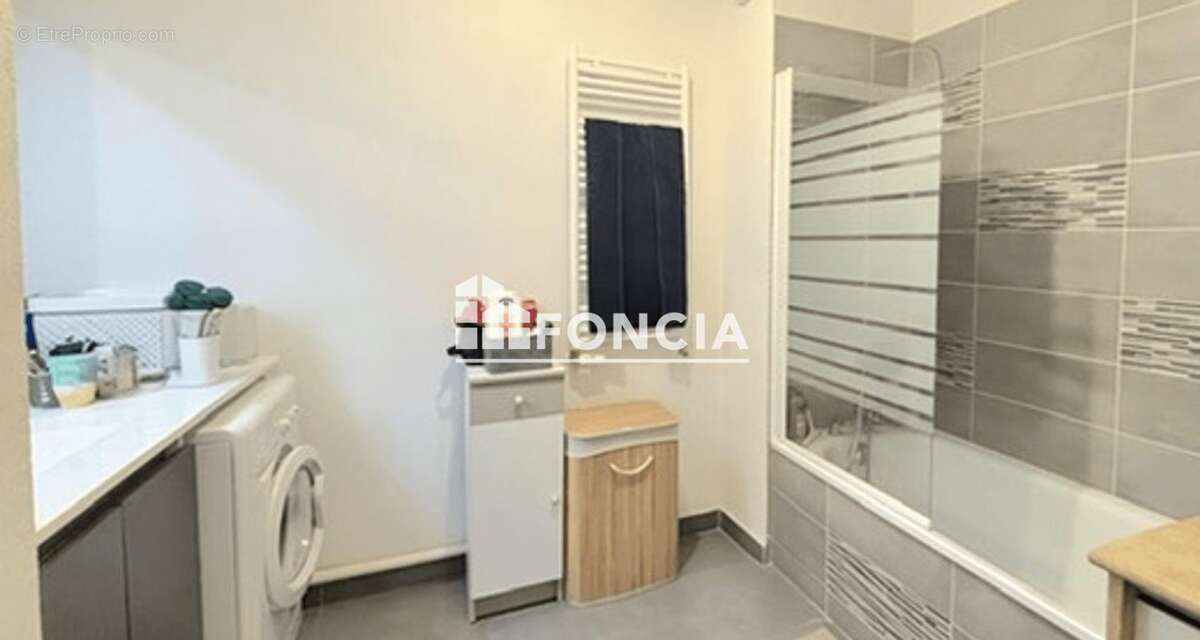 Appartement à BILLERE