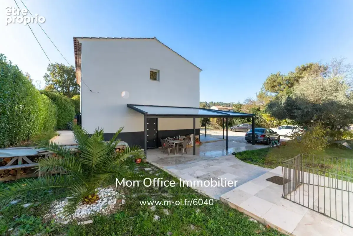 Référence : 6040-ABR. - Villa familiale rénovée de 166 m², DPE A, piscine et terrain paysager à Mimet - photo 20