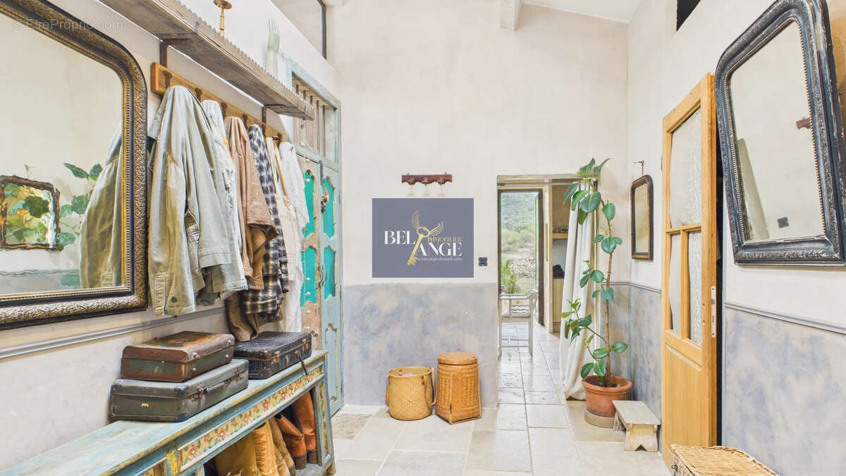 Maison à SAINT-ANDRE-DE-CRUZIERES