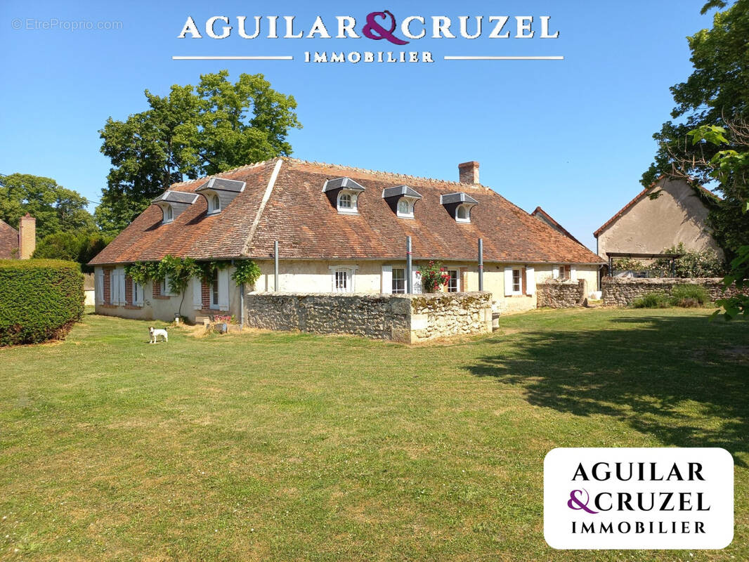 Maison à SAINTE-THORETTE