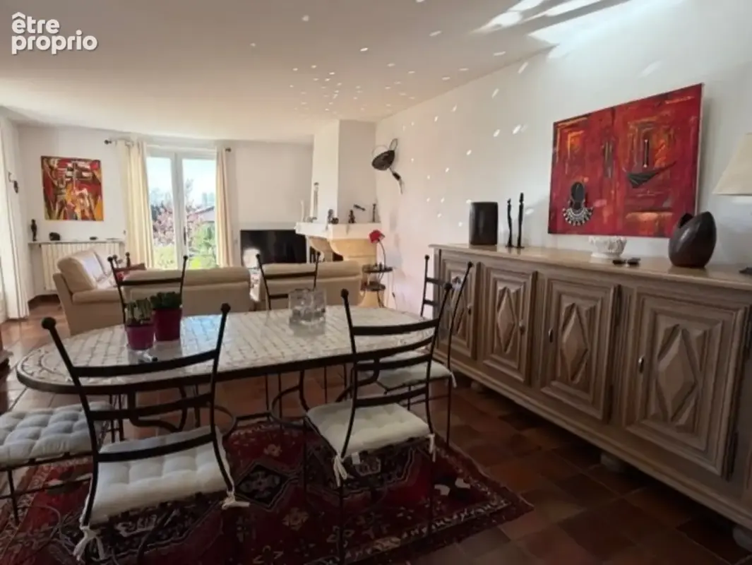 AIGNAN(32) : ELEGANTE MAISON TRADITIONNELLE  des années 80, SANS TRAVAUX, 150m2 habitables, bien située à AIGNAN, sur 2.000m2, l - photo 4